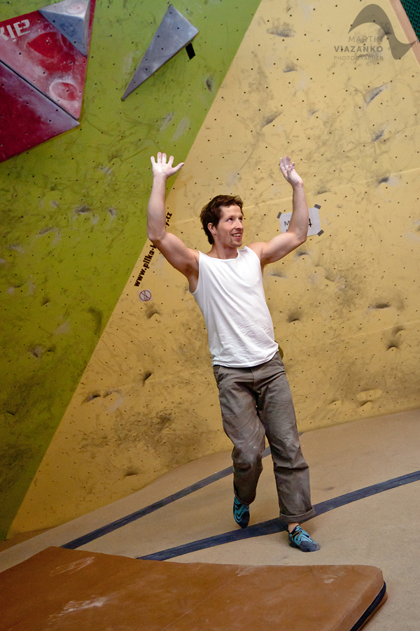vertigo, open, lezecke, centrum, boulder, bouldering, umela, stena, boulder, pretek